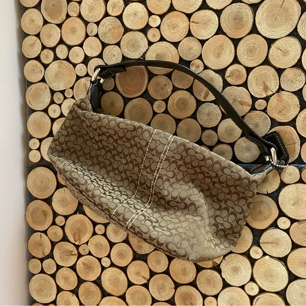 Coach brown purse - Picture 2 of 2